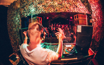 DJ Photo